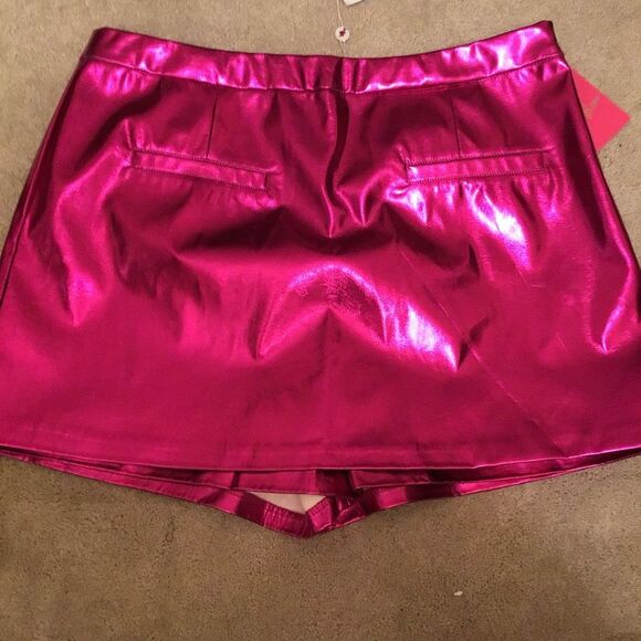 NWT Buddy Love x RAELYNN Metallic Purplish Pink Skorts - Picture 2 of 4